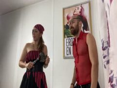 El tour show porno en directo anuncio publicitario chupando la polla garganta profunda con arcadas sexo oral ( pamela y jesus ) pareja porno amateur Spanish
